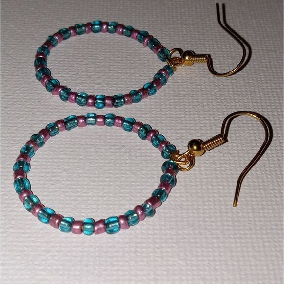 CLEARANCE Teal and pink beaded circle earrings - Picture 1 of 3